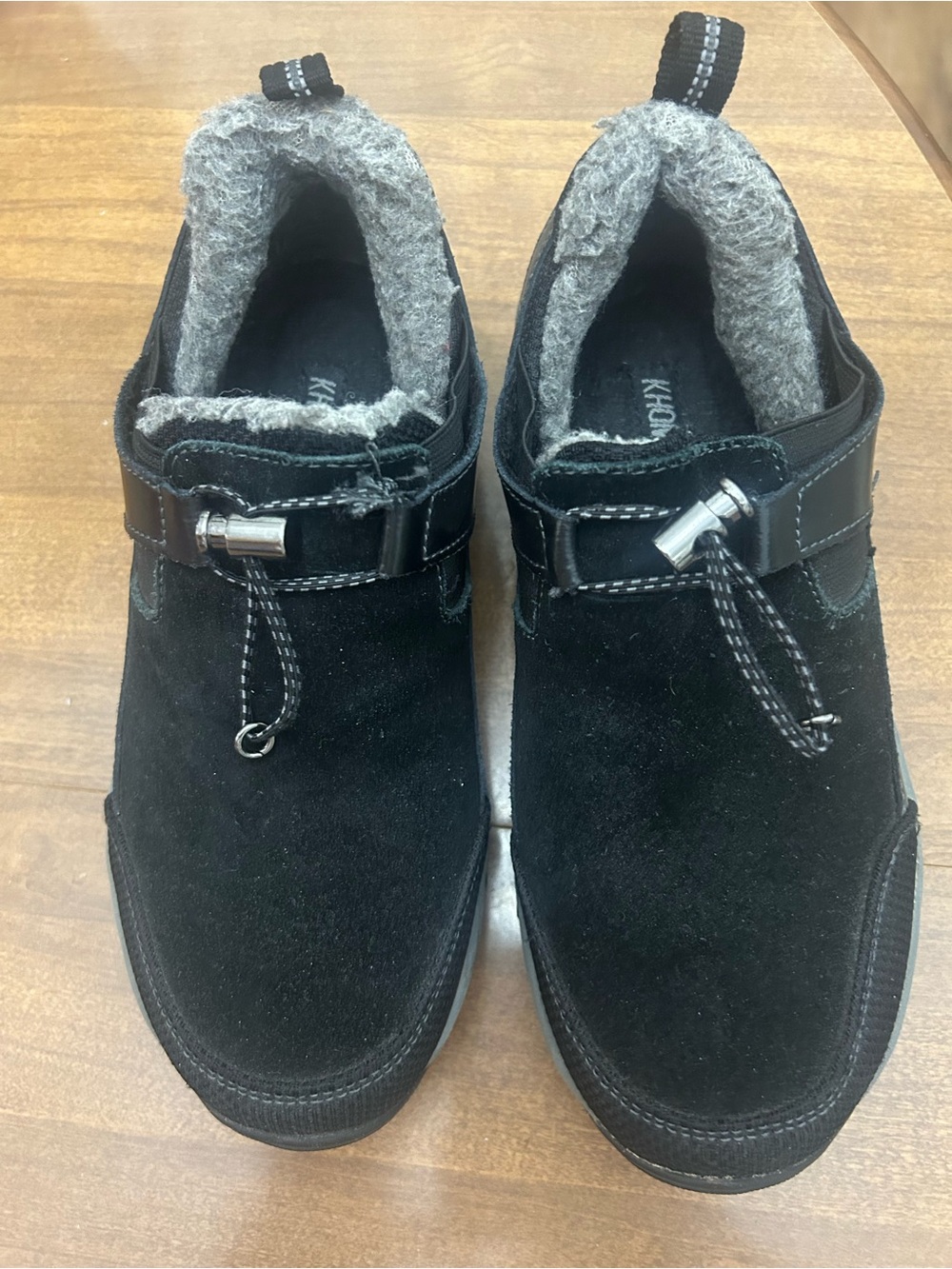 Khombu Black Suede Women's Winter Slip-On Boots with Gray Fleece